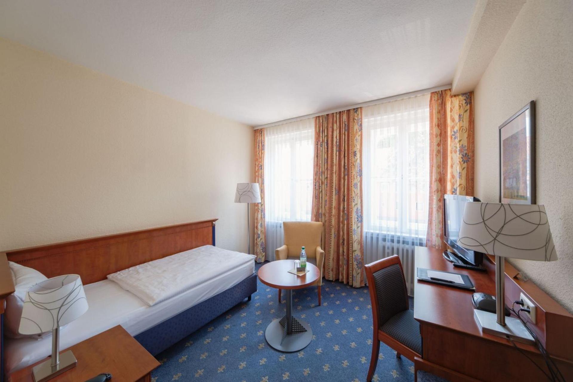 Hotel Am See Salzgitter Habitación foto